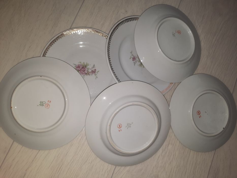 Тарелки 1975 года все 3000