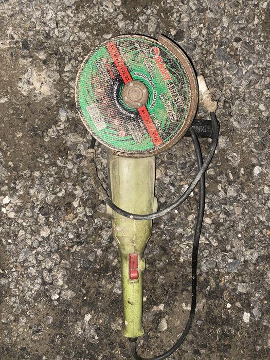 Болгарка жақсы жұмыс жасауда