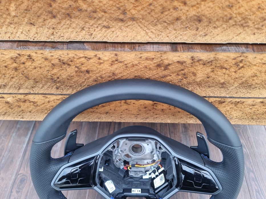 Volan golf 8 R r-line