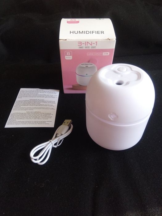 Светещ овлажнител