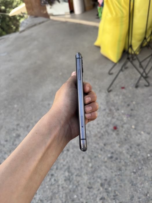 Iphone 11 black срочно!
