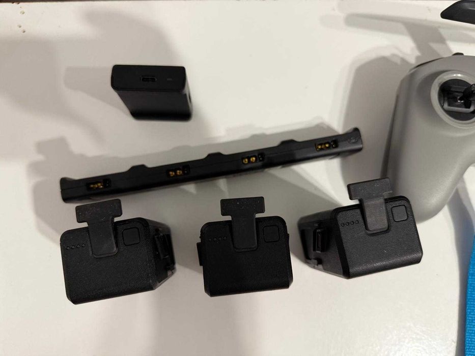 DJI Avata 1 + fly more combo + DJI RC2