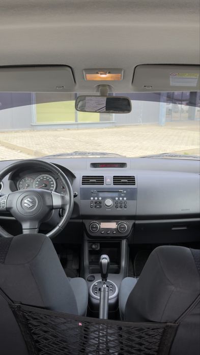 Vand Suzuki Swift 1.3 benzina Automată RAR Efectuat