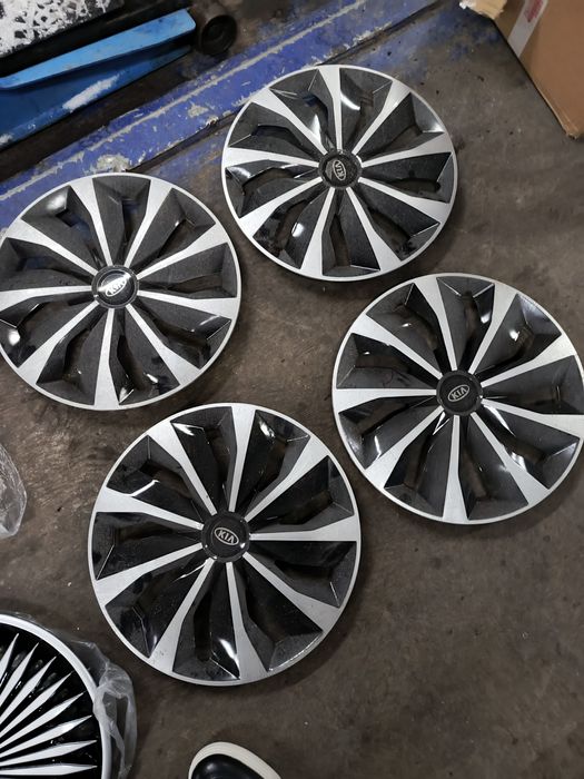 Колпаки новые .15 ие