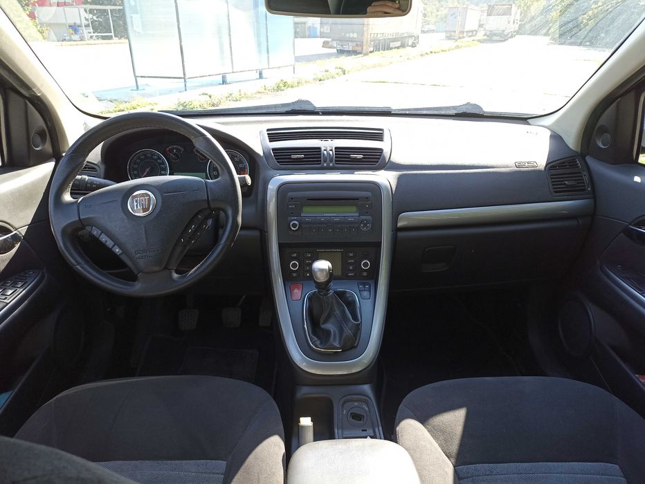 Fiat Croma 1.8L 5MT FWD