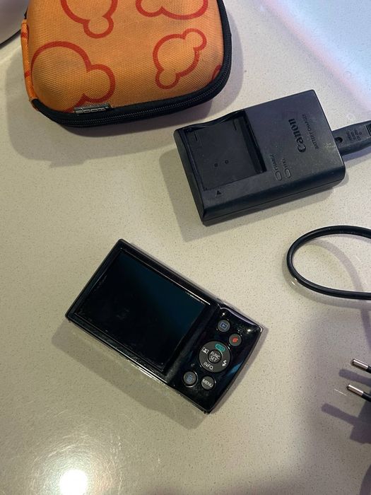 canon ixus 177!!