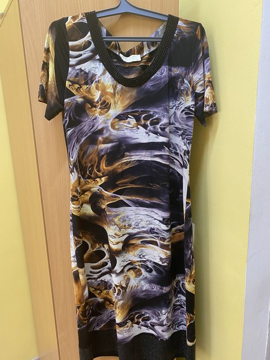 Продам платья размер 48-50