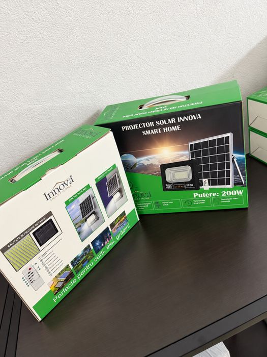Set 2x proector 200W cu incarcare solara