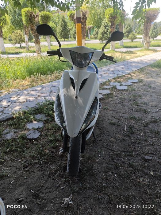 Продаю Yamaha ZCH