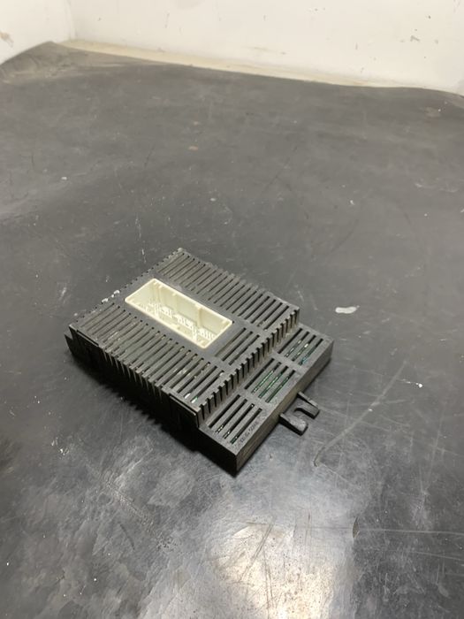 Calculator modul lumini BMW Seria 5 E60 E61 | 6962722