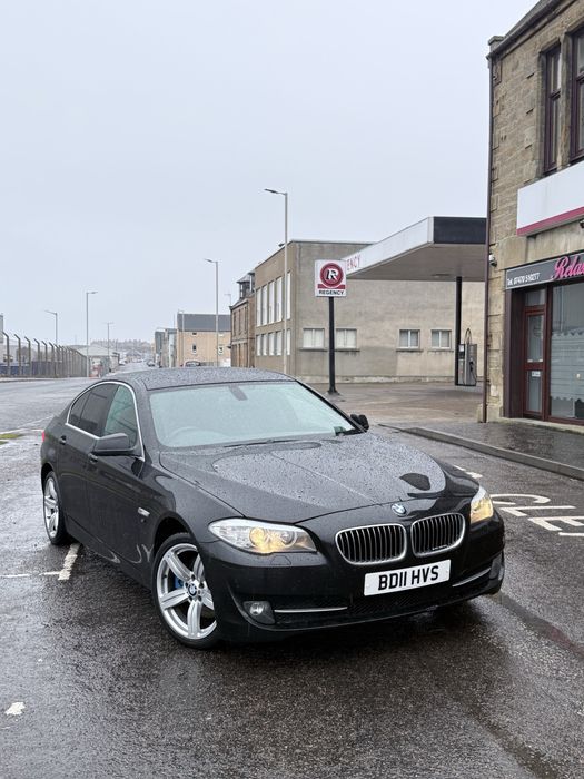 BMW 5 Series 2011 — imagine 5
