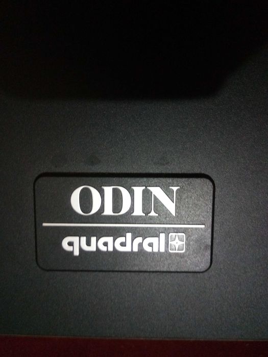 Boxe podea Quadral Odin MK3 80/140W