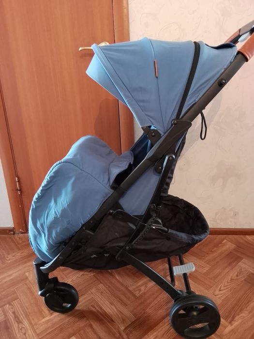 Коляска в отличном состоянии