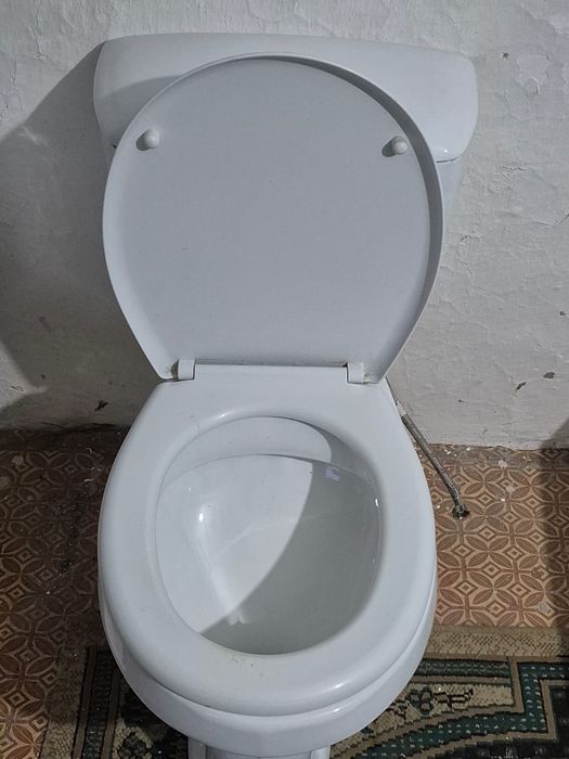 Бу Унитаз  стройкаға чаша генуя