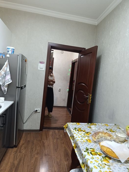 Продажа. Массив Гулистан. Алгоритм. 2Х комнатная квартира.