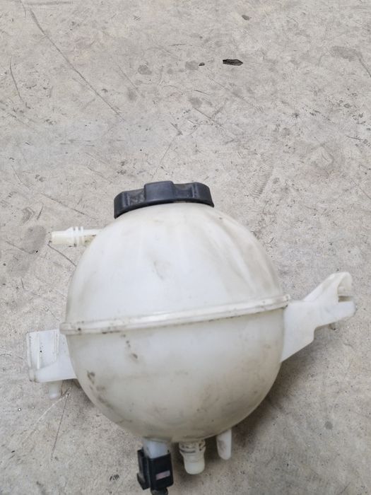 Vas expansiune bmw g20 g21 g22 g26 g30 g31 g01 g02 g11 g12 b47 b57 b48 b58