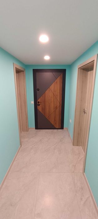 Продава се Етаж от къща в Русе, Цветница - 110 кв.м за 1391 €/кв.м - Снимка #7