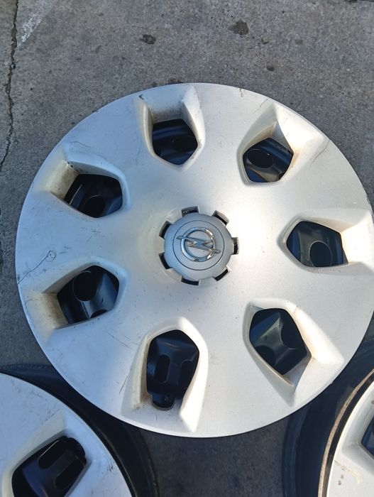 Vand 4 capace originale Opel Astra j pe 16