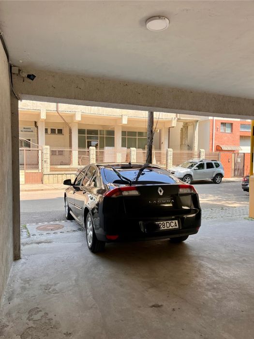 Renault Laguna din 2010 motor 1.5 motorina euro 5 km 220000
