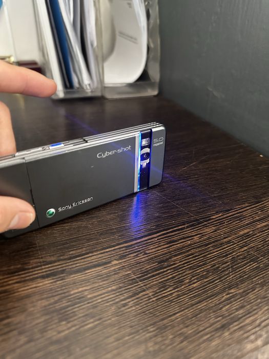 Продам легенду Sony Ericsson C902