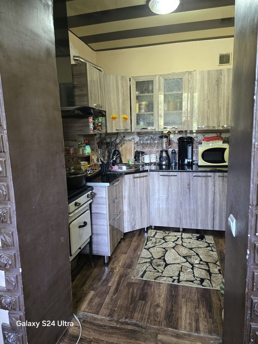 Продается квартира 5/4/5 г. Чирчик