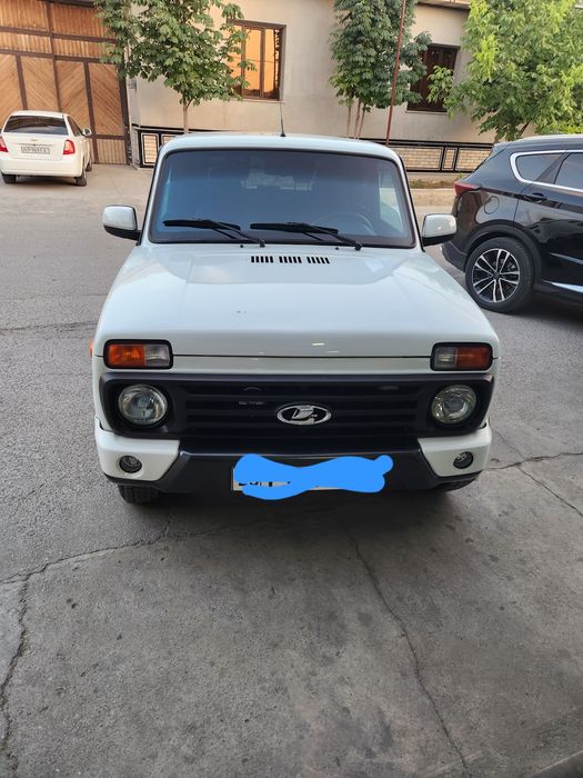 Нива урбан срочно