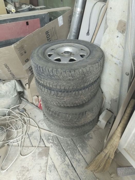 Шины зимние с дисками 205/70/R15