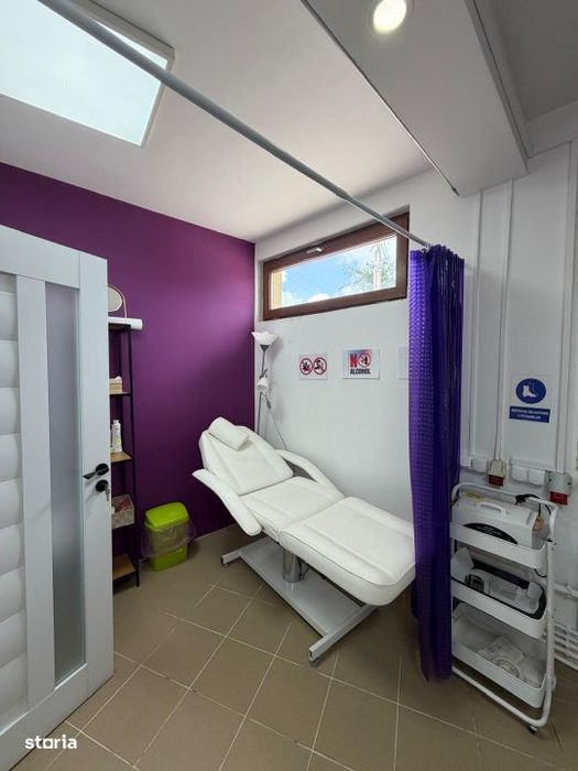 Salon de infrumusetare de vanzare, complet echipat si autorizat