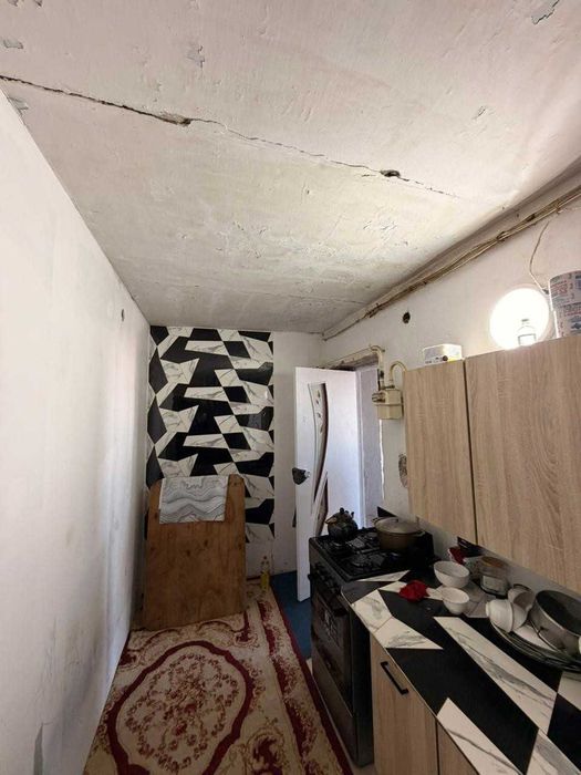 продается 2 ком общежтие