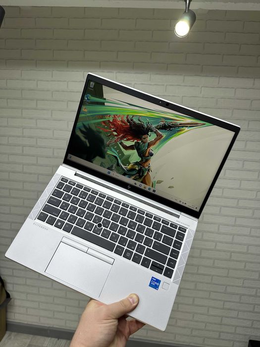 Бизнес ультрабук 1.3 кг и 16 ОЗУ от Elitebook HP