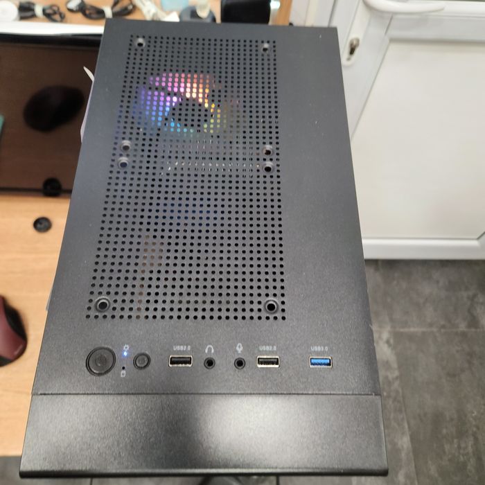 Hope Amanet P11-Unitate PC Gaming/i5-9th/Ssd 256gb/Ram 16gb/GTX 1660