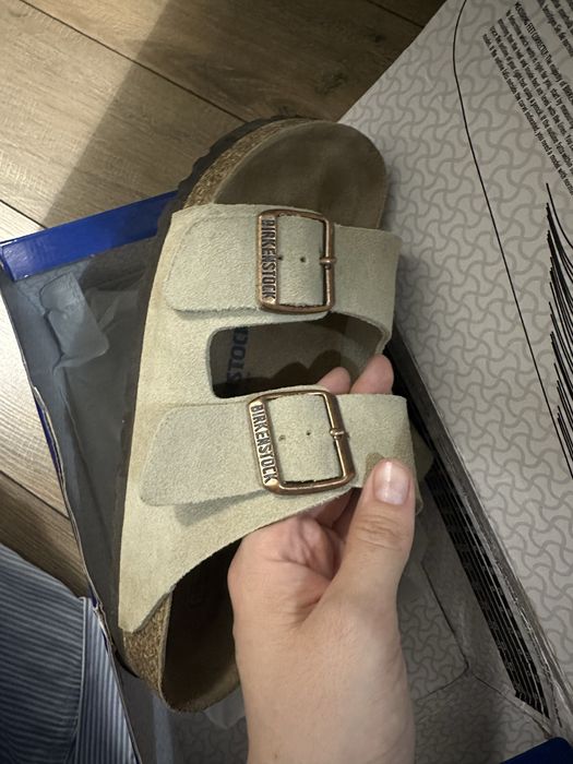 Распродаю обувь: тапочки Birkenschtok, кеды ECCO