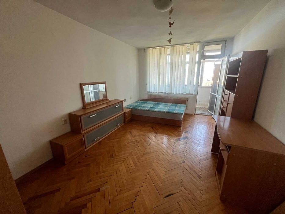 Продава се Двустаен апартамент в Казанлък - 70 кв.м за 1286 €/кв.м - Снимка #4