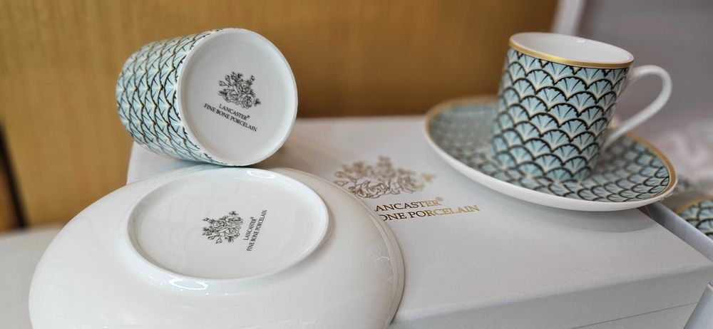 Порцеланов ервиз за кафе Lancaster. 2 комплекта х 2 чаши и чинийки.