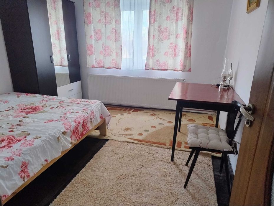 Inchiriez apartament 2 camere Brasov