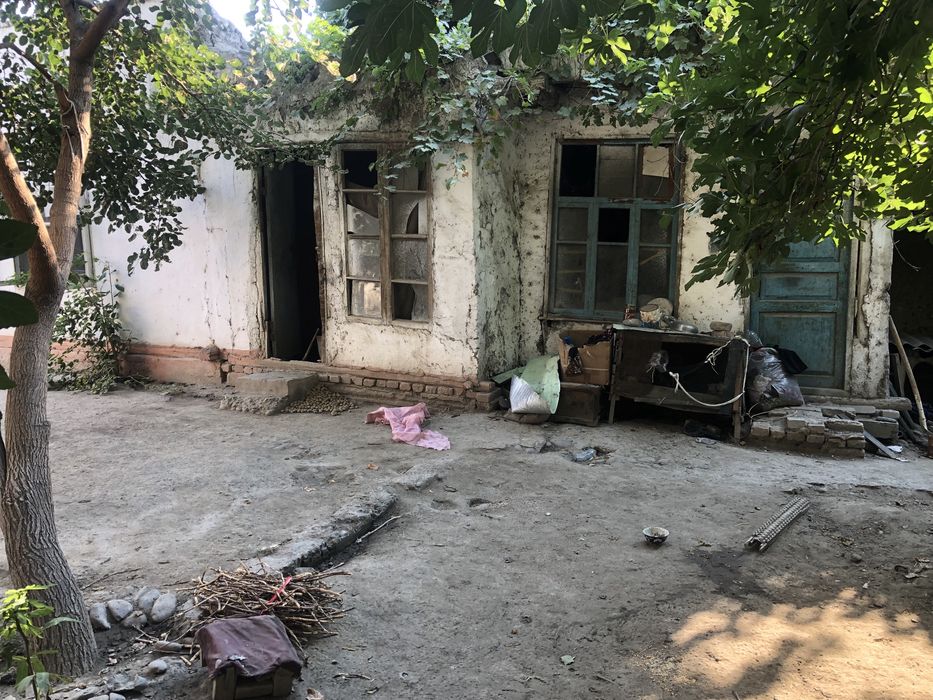 ARZON NARH Hovli joy quruq yer bahosida