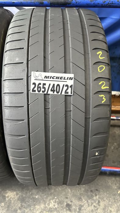 265/40/21 michelin