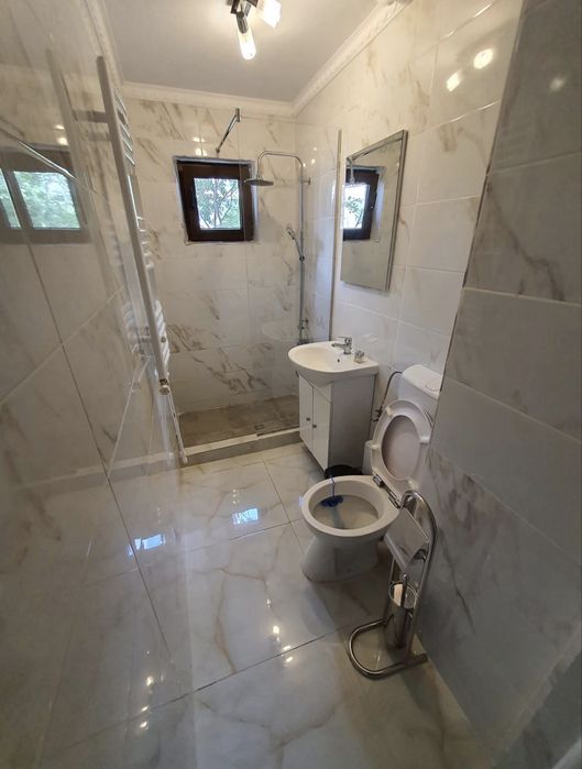Închiriez apartament 2 camere Tomis Nord zona Campus