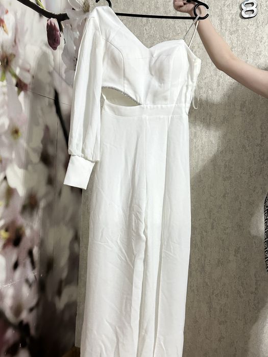 Платья вечерние,