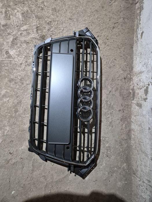 Vand grila fata audi a4 B8,5