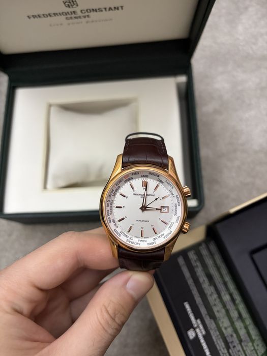 Frederique Constant Classics Index Worldtimer часы подарок