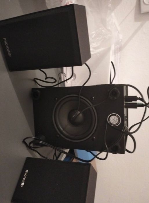 Компьютерные колонки Microlab M-105, черный.