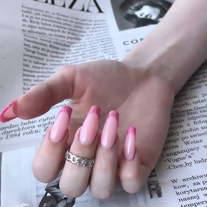 Маникюр  с покрытием за час !Наращивание Мастер с опытом акция