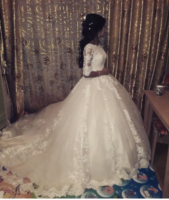 Свадебное платье.