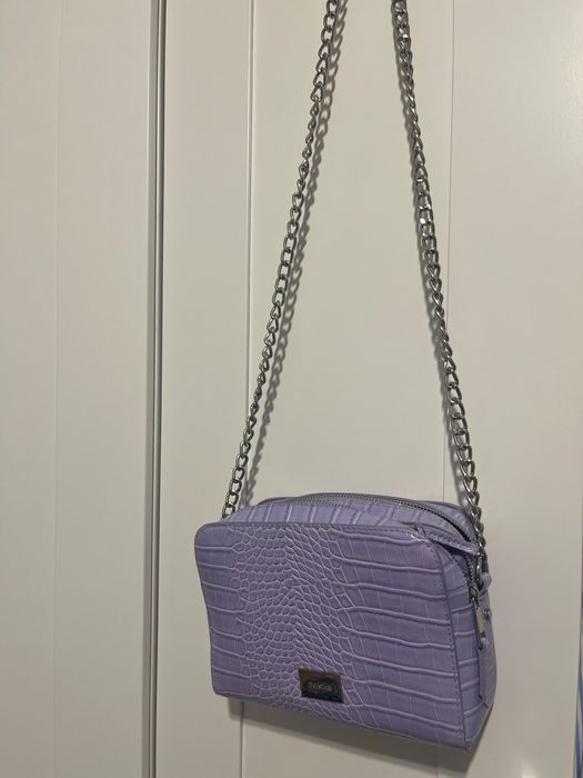Лилава Чанта Bershka