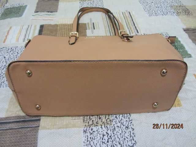 Луксозна дамска чанта - Michael Kors