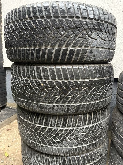 goodyear ultragrip performance 255 40 r20