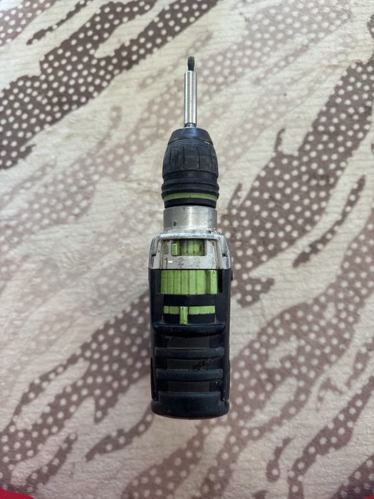 Аклуматорен ударен четирискоростен винтоверт Fastool