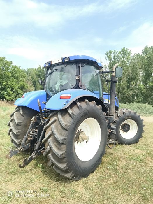 New Holland t7060