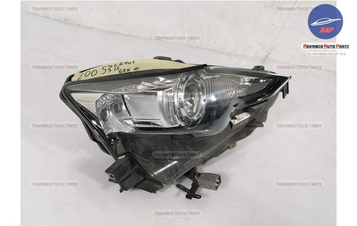 Десен фар оригинален с Ксенон в добро състояние Лексус ИС / Lexus IS X